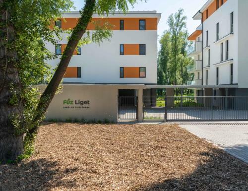 Apartamento F?zliget Mang� Garden