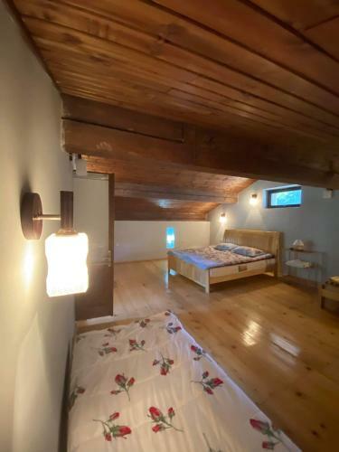Hostal Alp House Mestia