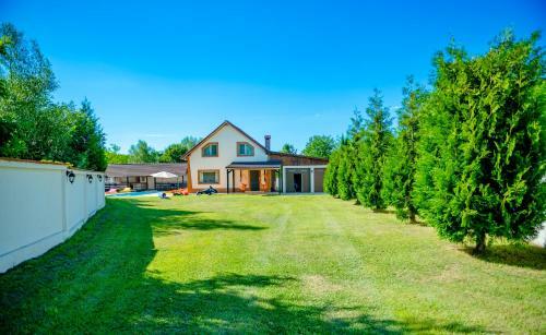 Stunning Lodge In Valea Avrigului Kids Friendly