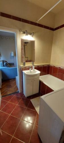 Ella Belv�rosi Apartman Eger