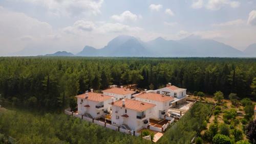 Superb Villa With Pool Hamam And Sauna In Antalya