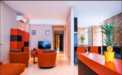 Apartamento Luxurious Executive One Bedroom Suite Space Available