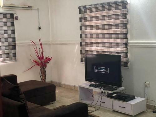 Tsolid Shortlet Apartment