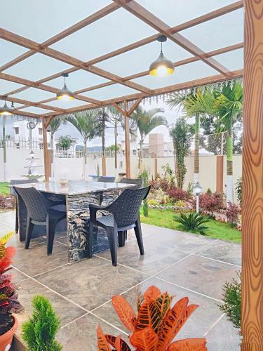 Posada Peace Cube Serviced Apartments