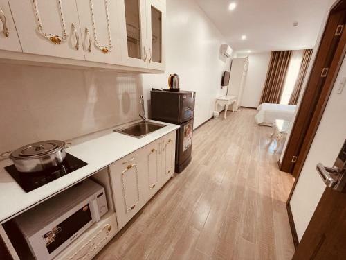 Grand Hill Apartment & Hotel