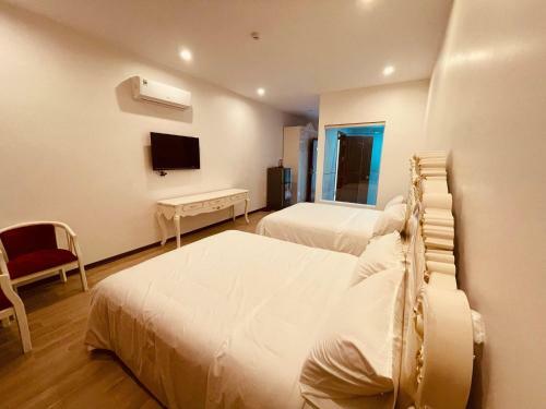 Grand Hill Apartment & Hotel