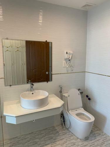 Grand Hill Apartment & Hotel
