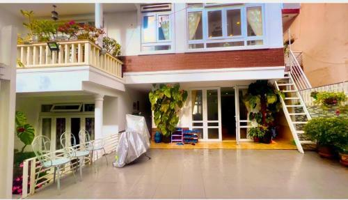 Nhi Nhi Villa ?� L?t