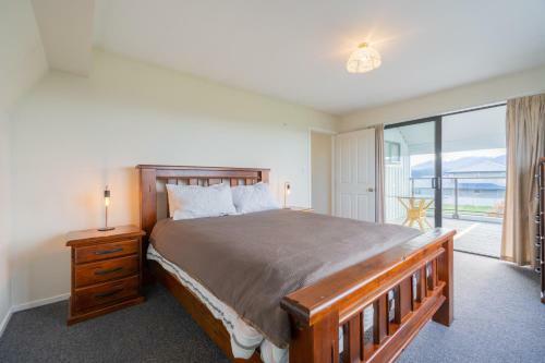 Acheron Homestead - Te Anau Holiday Home