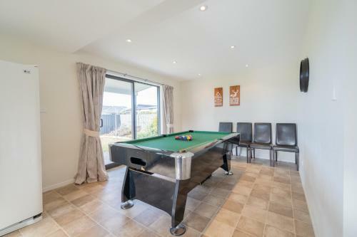 Acheron Homestead - Te Anau Holiday Home