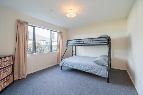 Acheron Homestead - Te Anau Holiday Home