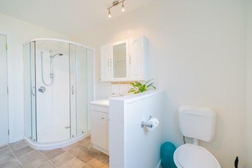 Acheron Homestead - Te Anau Holiday Home
