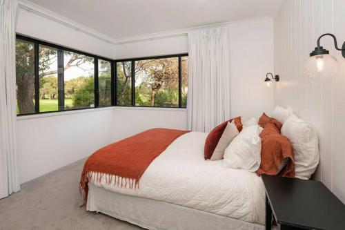 Treetop Rest - Stunning Dunsborough Home
