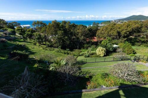 Blissful Retreat With Panoramic Views Of One Mile