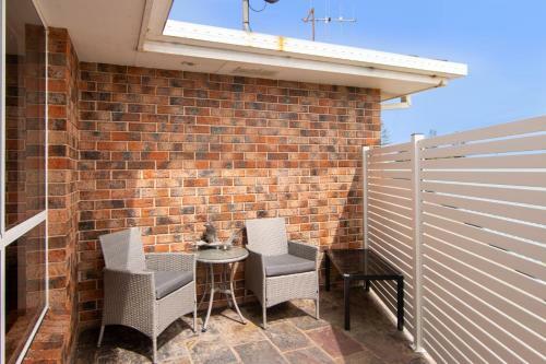 4 Seaview St