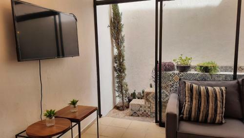 Hotel Lukasa Home