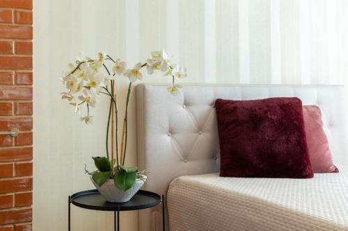 Stylish Apartment In Best Location.