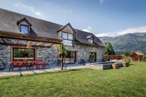Villa Pyr�n�es Prestige - Grange R�nov�e Avec Piscine