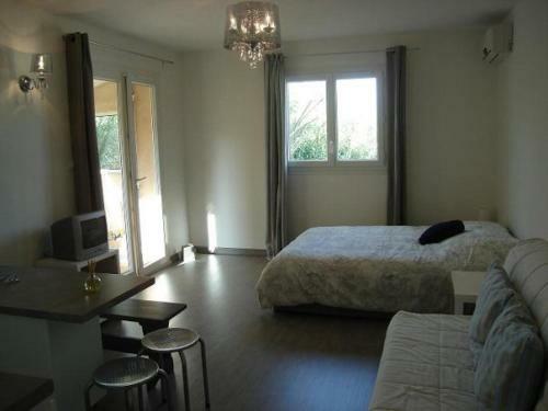Apartamento Studio Moderne Avec Piscine � Aubagne En Provence