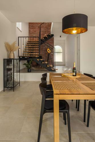 Beautiful Villa Stina Murter