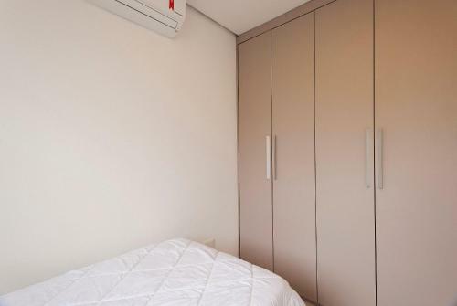 Apartamento Completo Com Dois Quartos - Pr�ximo � Catedral De Pedra