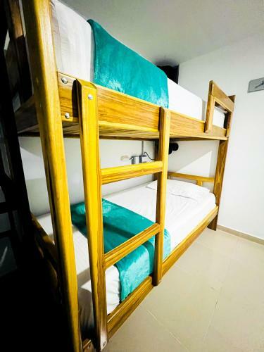 Hotel Kromatic Hostel