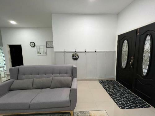 Villa Kelabu Homestay With Private Pool