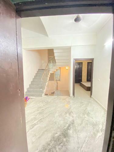 Entire Villa With Private Parking & Private Garden