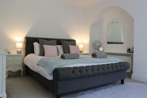 Hostal York Cottage House & Spa