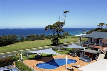 Amooran Oceanside Apartments And Motel