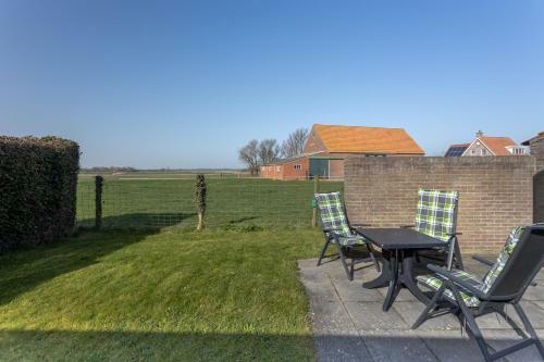 Vakantiewoning de Wilg Met Grote Tuin
