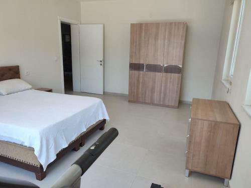 Villa Serenity With Private Pool And Large Garden.