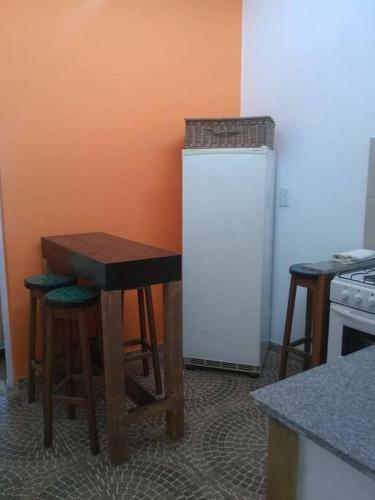 Casa Entera A Estrenar de 60 M2. Con Buen Acceso.