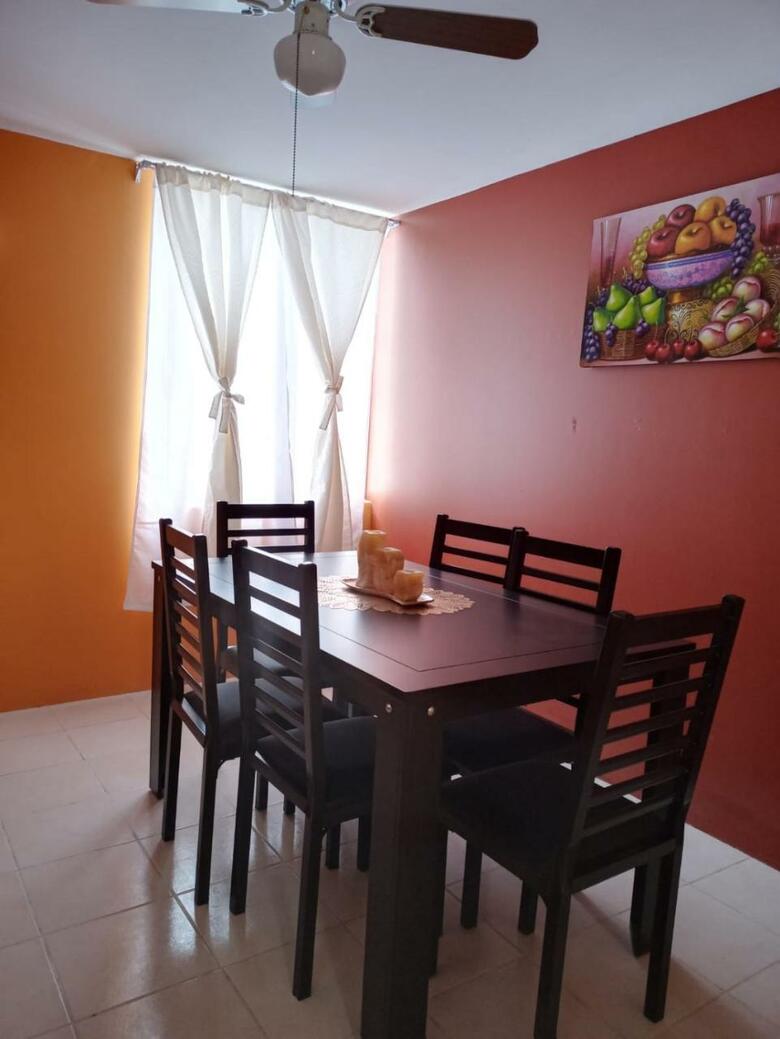Casa Amplia A 5 Min Del Centro En Zona Cerrada