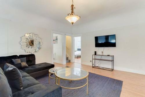 5 Bedroom Koreatown Charmer Near Dtla