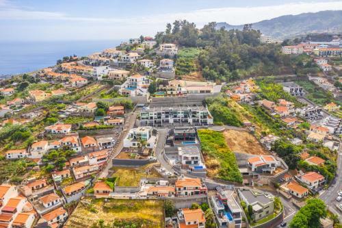 Moradia T3 Geminada Em Santo Ant�nio, Funchal
