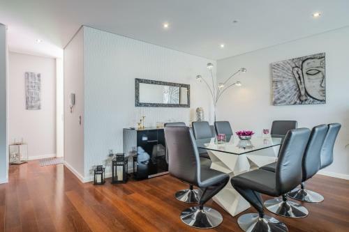 Moradia T3 Geminada Em Santo Ant�nio, Funchal