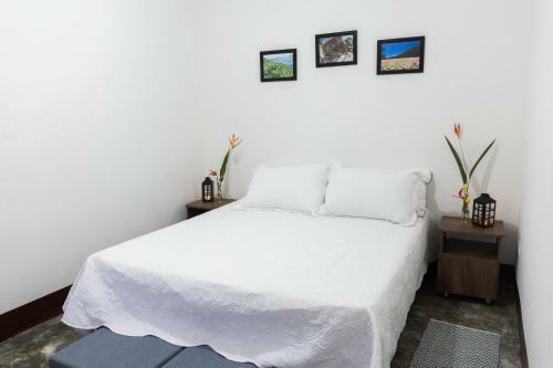 Encanto! Casa de Campo En Caf� de La Cima