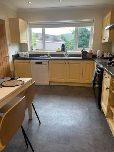 Devonshire Bungalow - Close To The Coast & Lakes.