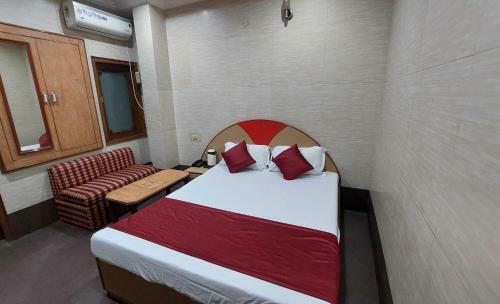 Oyo 91951 Hotel Shimla Pink