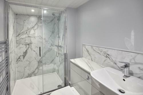 Host & Stay - Church View Cottage