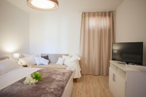 Apartments Barbara Tisno