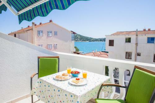 Apartments Barbara Tisno