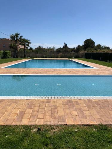 Apartamento Roques Daurades III - Jardin Privado