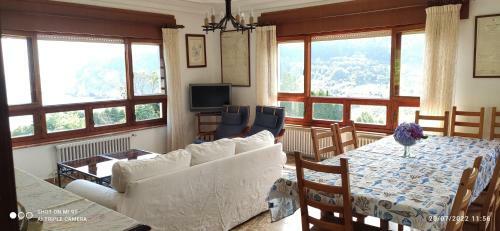 Casa Rural Ablano Cudillero En Playa Concha Artedo