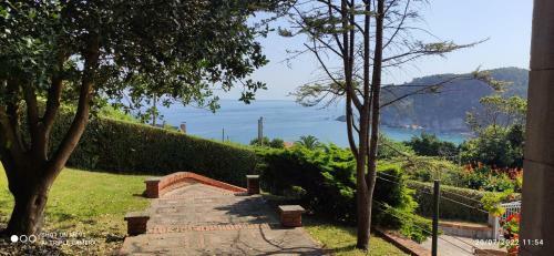 Casa Rural Ablano Cudillero En Playa Concha Artedo