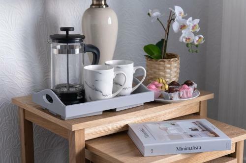 Beachcliffe House - Sea Front Property - Sleeps 10 - Pet Friendly