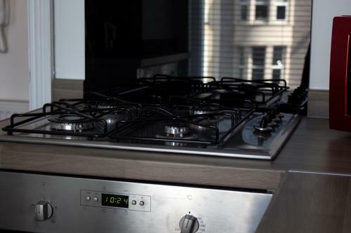 Lovely 1 Bedroom Apartment With Parking On Premises