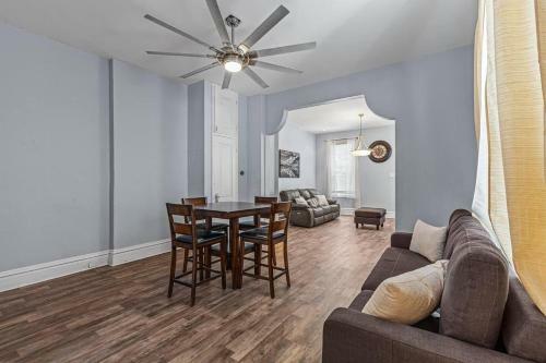 Comforts Cheerful 3 Bedroom In St Louis