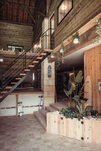 Surf & Skate House, Ancien Chai Viticole.